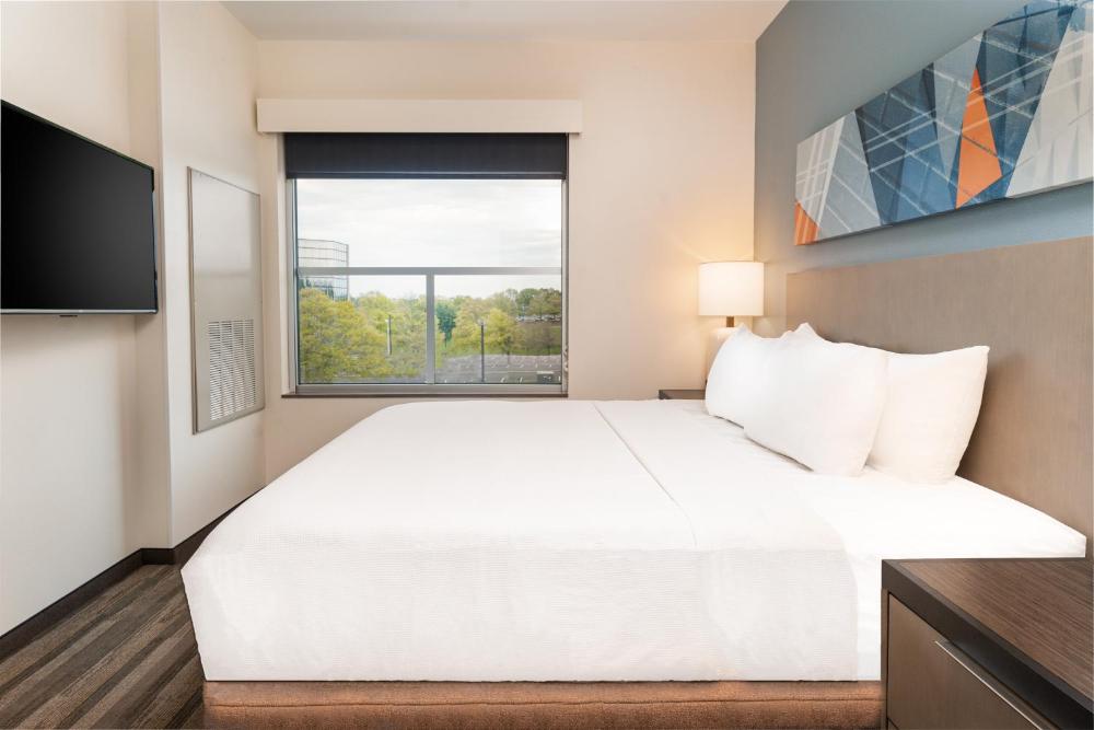 Hyatt House Nashville Airport